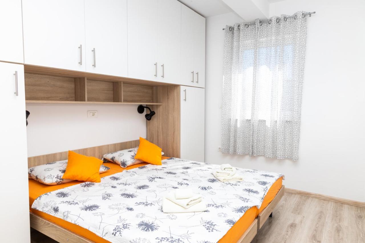 Apartmani Pranjic Πόρετς Εξωτερικό φωτογραφία