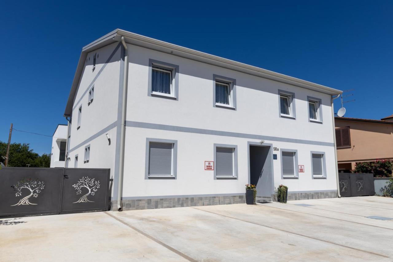 Apartmani Pranjic Πόρετς Εξωτερικό φωτογραφία