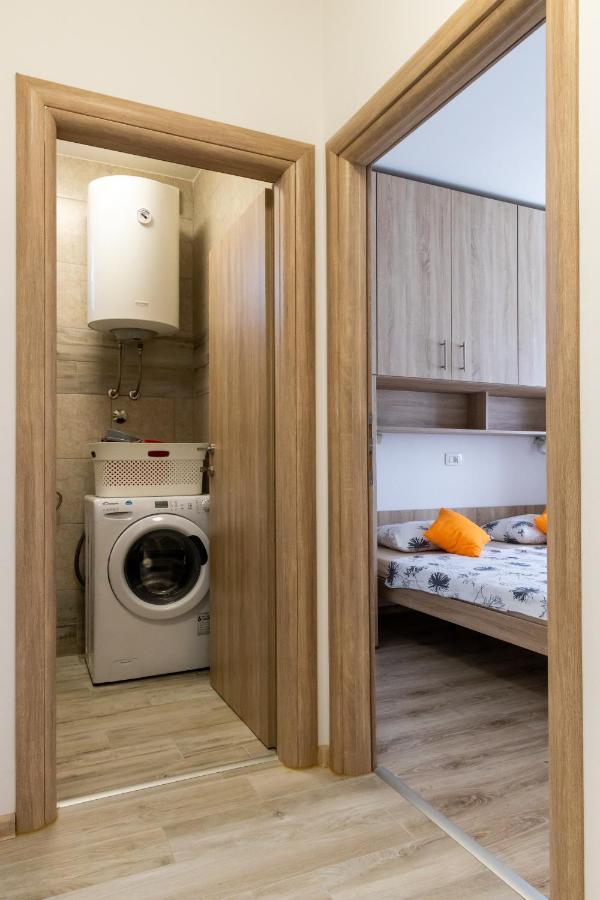 Apartmani Pranjic Πόρετς Εξωτερικό φωτογραφία