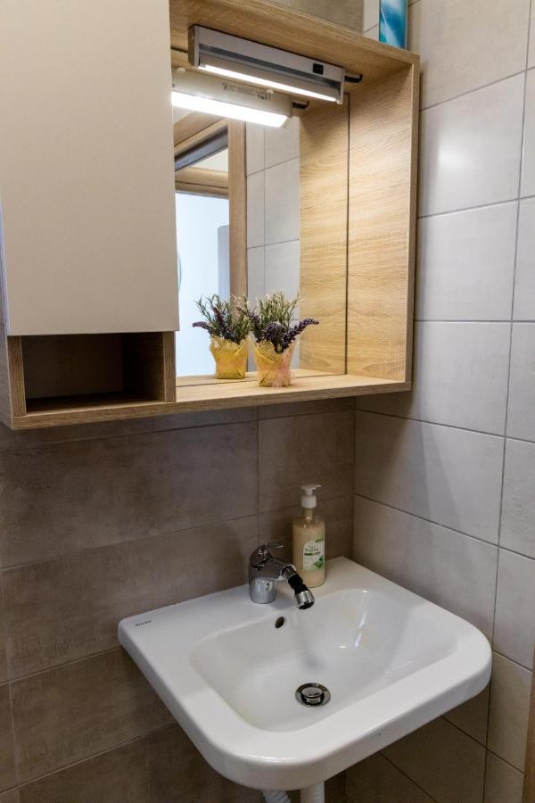 Apartmani Pranjic Πόρετς Εξωτερικό φωτογραφία