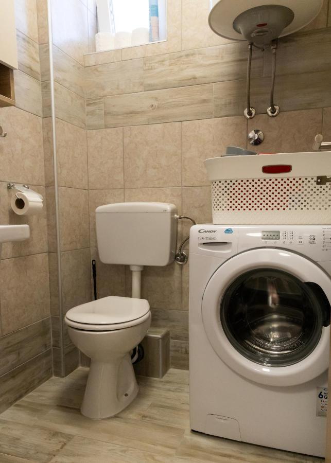 Apartmani Pranjic Πόρετς Εξωτερικό φωτογραφία