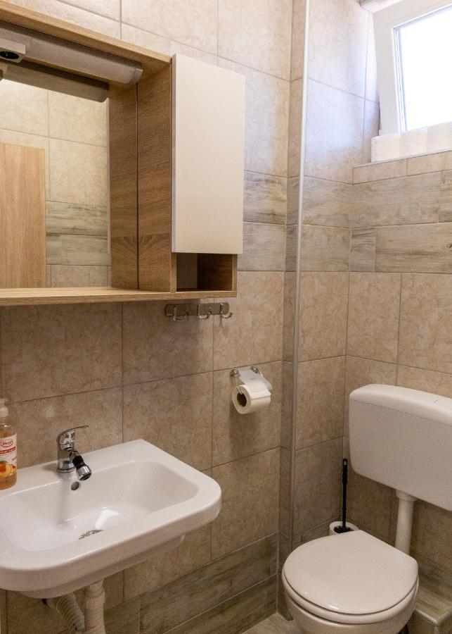 Apartmani Pranjic Πόρετς Εξωτερικό φωτογραφία