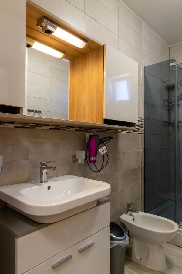 Apartmani Pranjic Πόρετς Εξωτερικό φωτογραφία