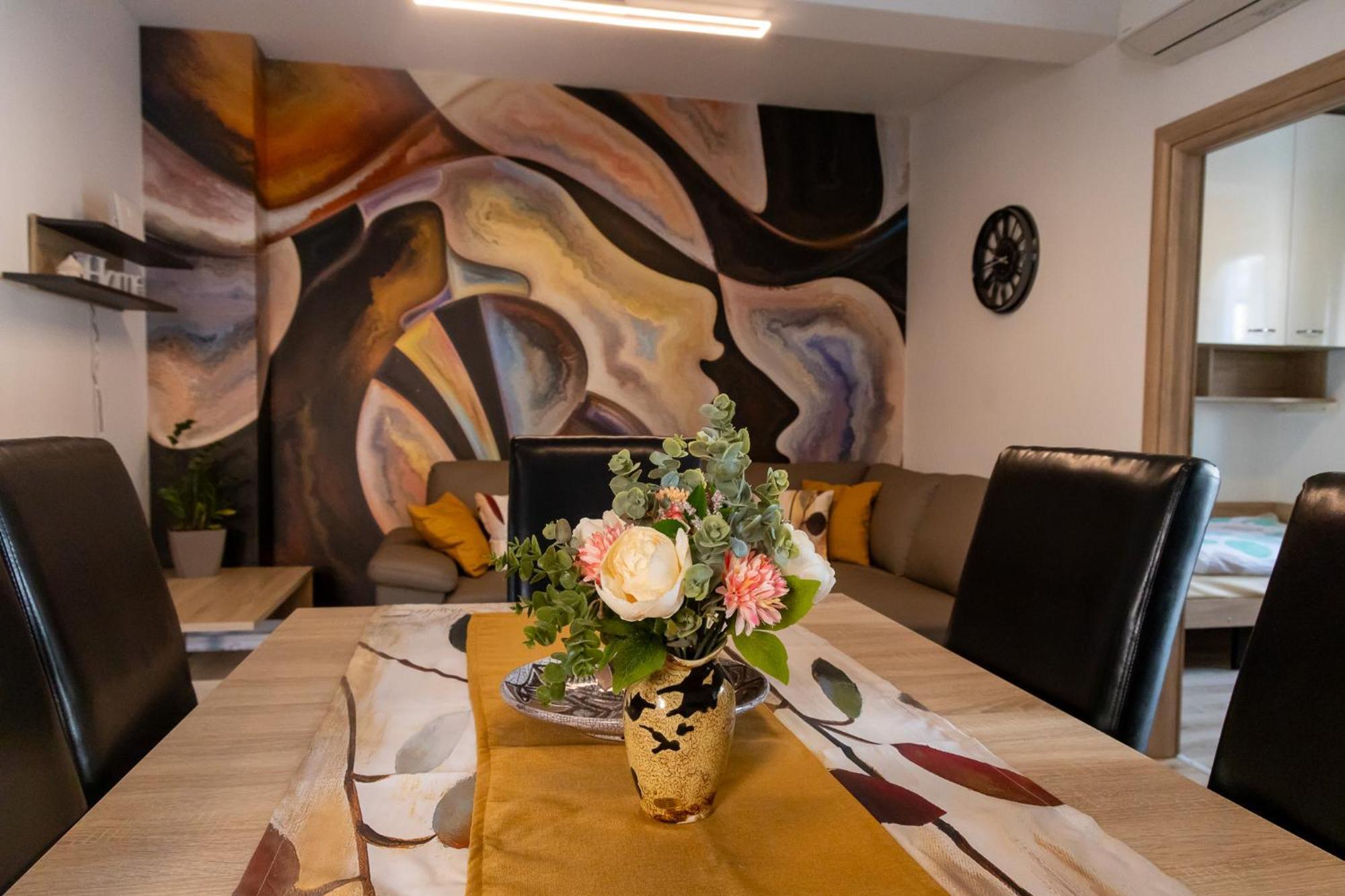 Apartmani Pranjic Πόρετς Εξωτερικό φωτογραφία