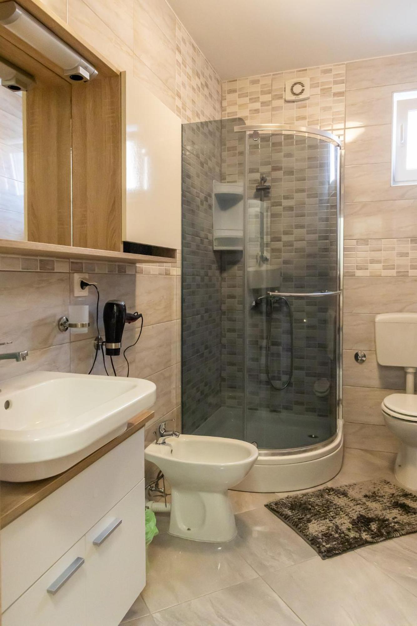 Apartmani Pranjic Πόρετς Εξωτερικό φωτογραφία
